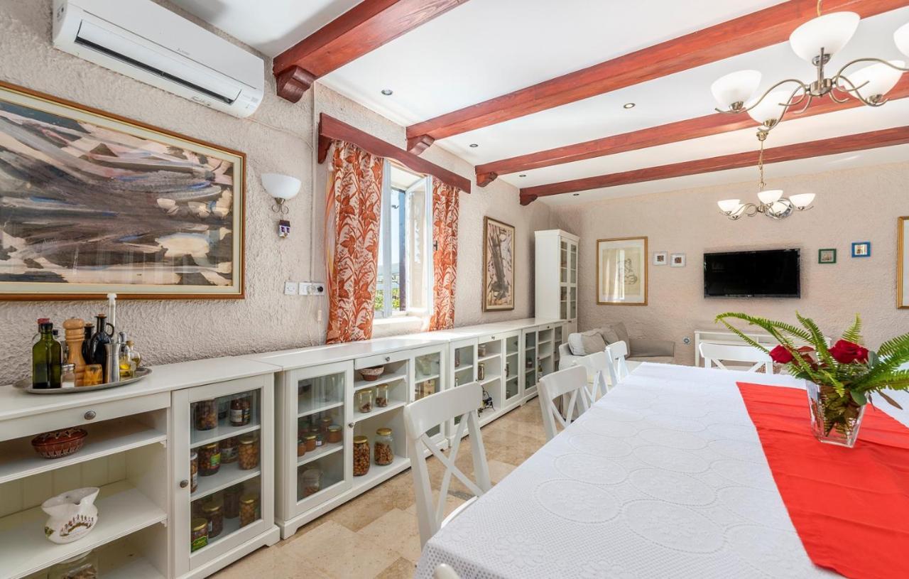 House Peresiji Hotel Room photo